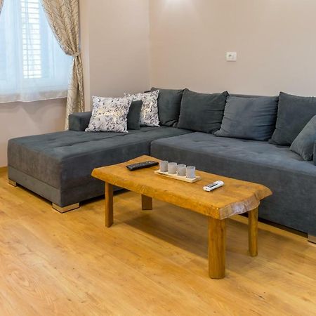 Fiumanka Lux Apartman Fiume Kültér fotó